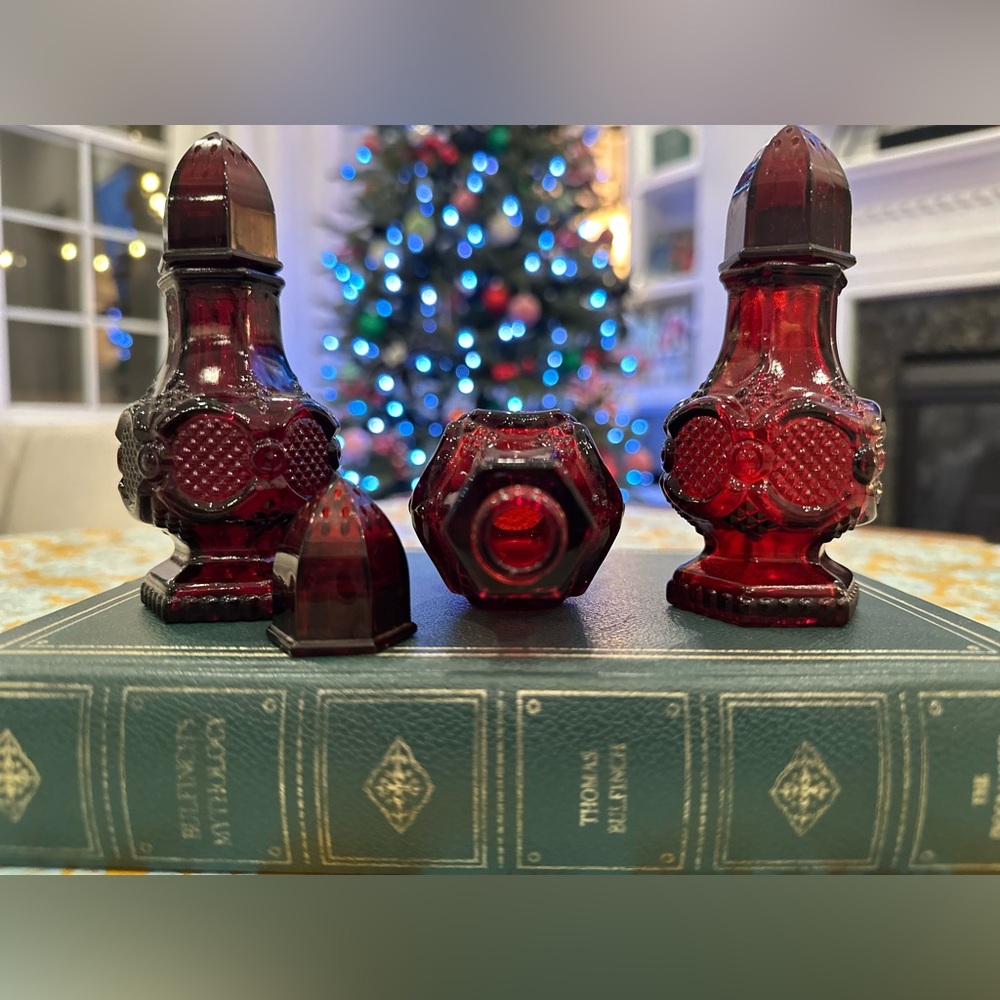 Cape Cod Ruby Shakers & Plastic Lids by Avon